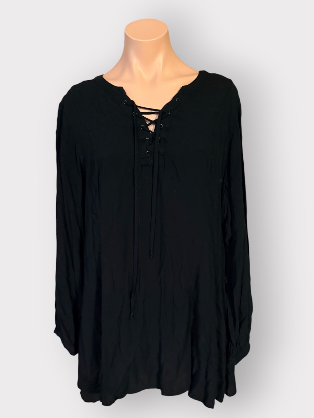 Torrid Women’s 3X Black Harper Lace Up Grommet V Neck Long Sleeve Boho Blouse